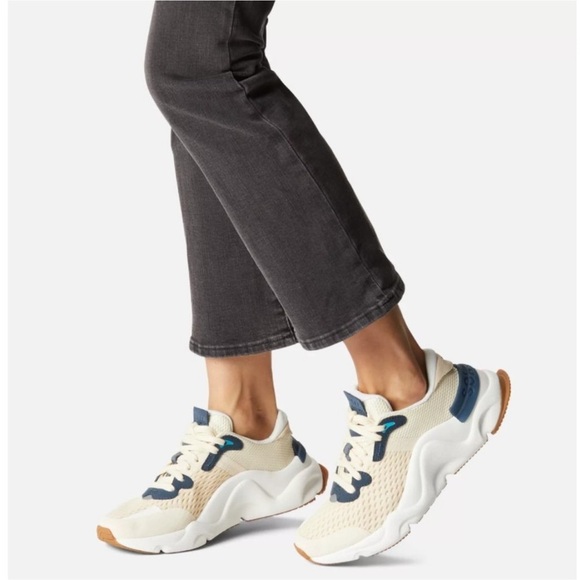 SOREL Kinetic Renegade Lace Sneakers - Picture 2 of 14